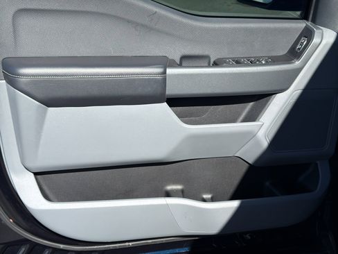 Used 2021 Ford F150 XLT image 11