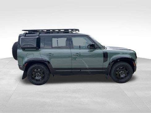 New 2026 Land Rover Defender 110 AWD/4WD image 7