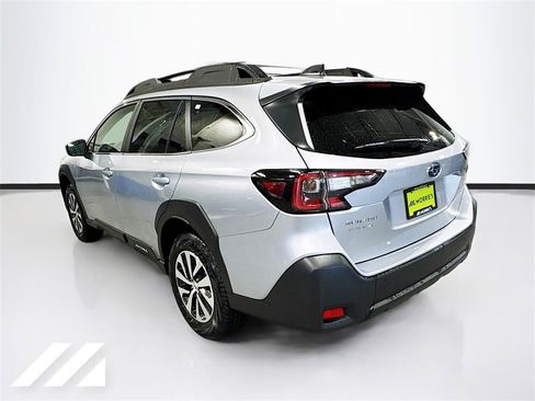 New 2025 Subaru Outback Premium image 7