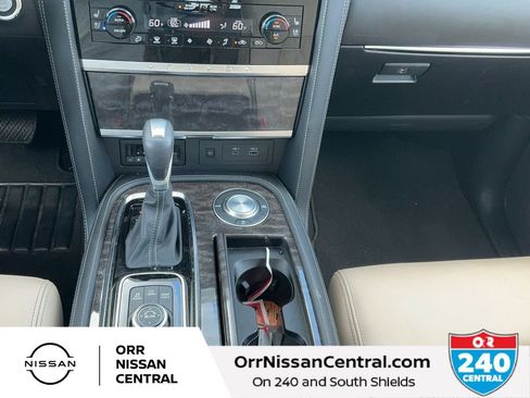 Used 2024 Nissan Armada Platinum w/ Captain's Chairs Package RWD image 25
