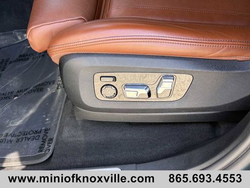 Used 2023 BMW X7 xDrive40i w/ Executive Package image 11