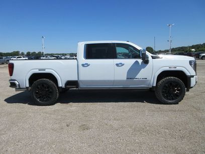 New 2026 GMC Sierra 2500 Denali Ultimate w/ Max Trailering Package