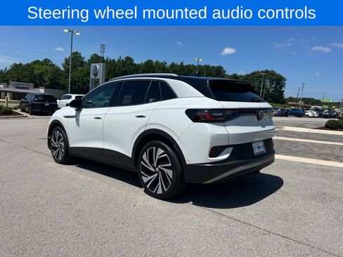 Used 2025 Volkswagen ID.4 Pro S Plus AWD/4WD image 8