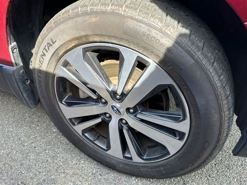 Used 2019 Subaru Outback 2.5i Limited image 12