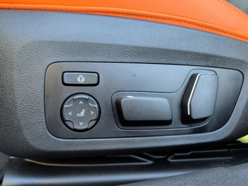 Used 2025 BMW M3 w/ Executive Package image 29