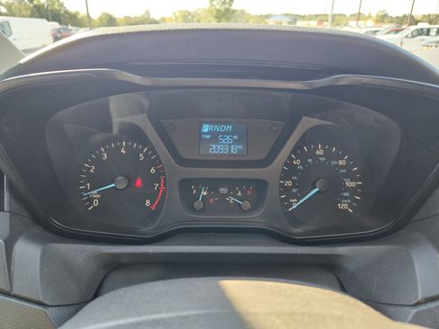 Used 2015 Ford Transit 250 130 Low Roof image 9