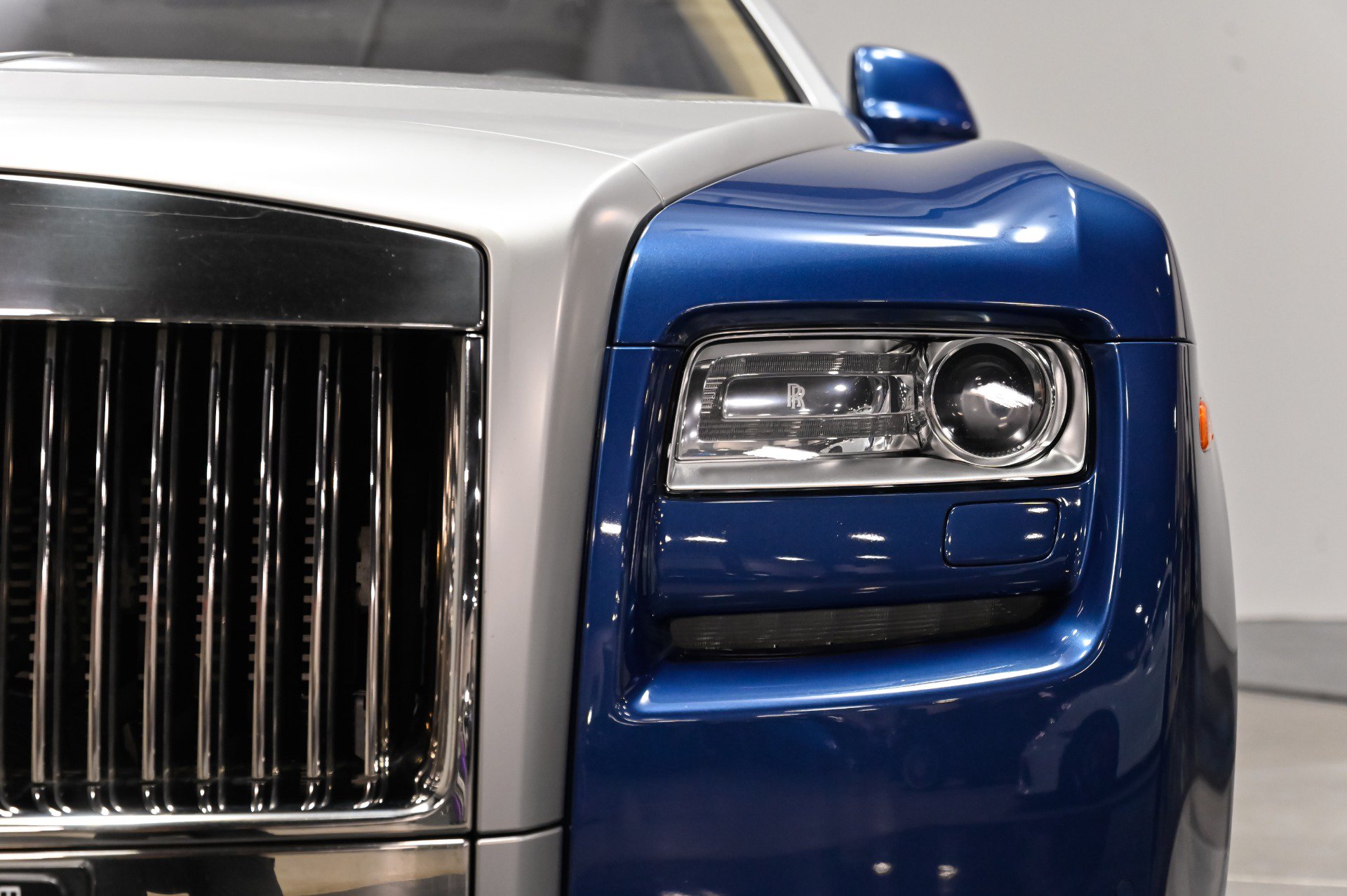 Used 2012 Rolls-Royce Ghost RWD image 14