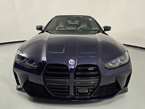 Used 2023 BMW M4 xDrive Competition image 2