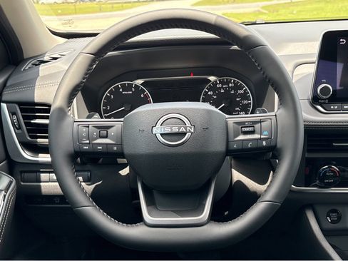 New 2026 Nissan Rogue SV w/ Cold Weather Package image 15