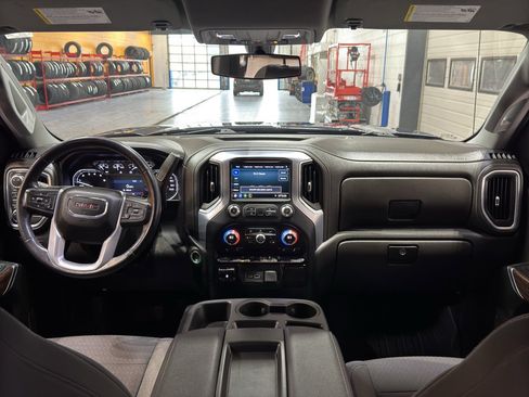 Used 2021 GMC Sierra 1500 SLE w/ X31 Off-Road Package image 15