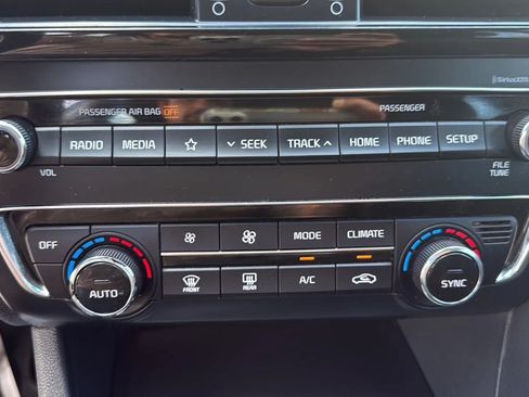 Used 2019 Kia Optima S FWD image 39