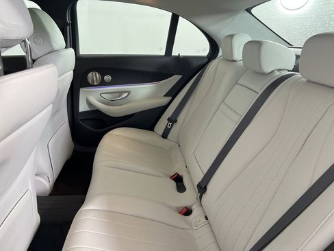 Certified 2022 Mercedes-Benz E 350 4MATIC Sedan image 13