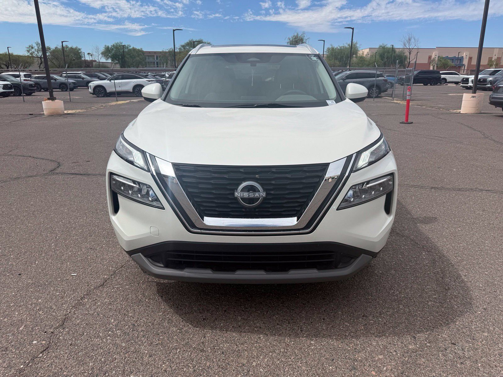 Certified 2023 Nissan Rogue SV w/ SV Premium B Package FWD image 2