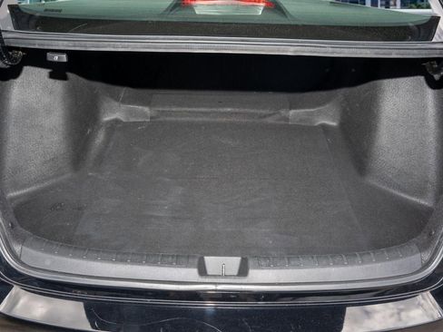 Used 2023 Honda Civic LX image 10