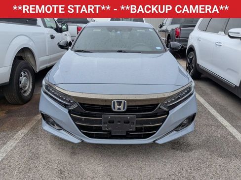 Used 2022 Honda Accord Sport image 2