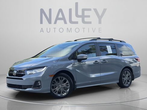 Used 2025 Honda Odyssey Touring image 1