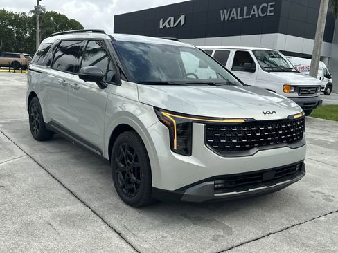 New 2026 Kia Carnival SX Prestige FWD image 5