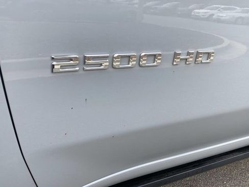 Used 2025 Chevrolet Silverado 2500 ZR2 w/ Technology Package image 14