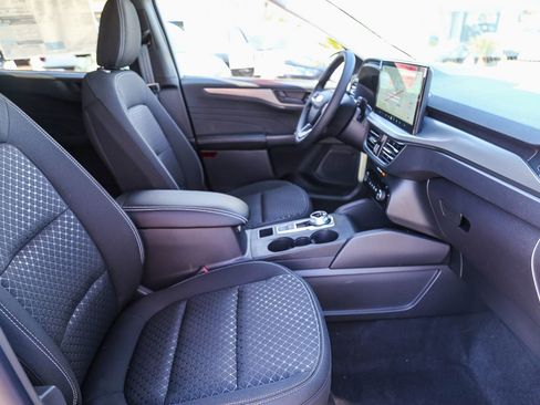 New 2025 Ford Escape Active w/ Tech Pack #1 image 17