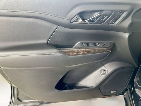 Used 2020 GMC Acadia Denali FWD image 16