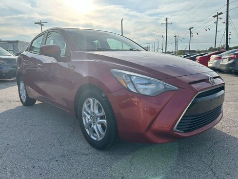Used 2016 Scion iA image 7