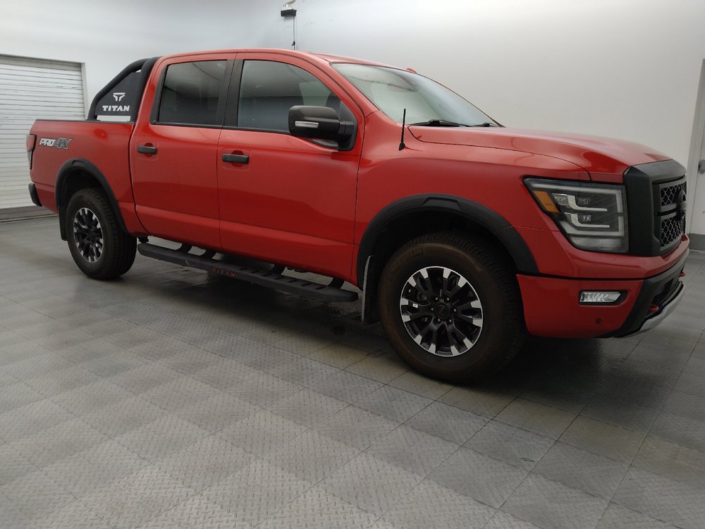 Used 2021 Nissan Titan PRO-4X w/ Pro-4x Convenience Package AWD/4WD image 11