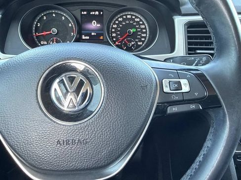 Used 2018 Volkswagen Atlas SE FWD image 17