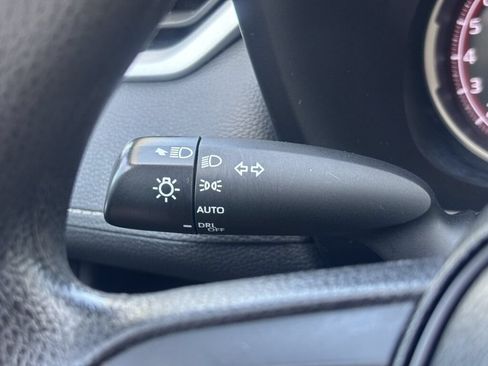 Used 2023 Toyota RAV4 XLE FWD image 27