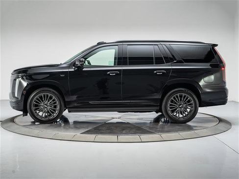 Used 2025 Cadillac Escalade Sport Platinum AWD/4WD image 2