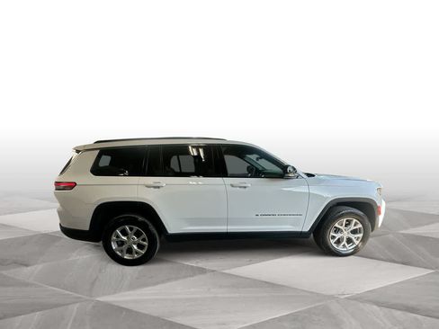 Used 2023 Jeep Grand Cherokee L Limited AWD/4WD image 9