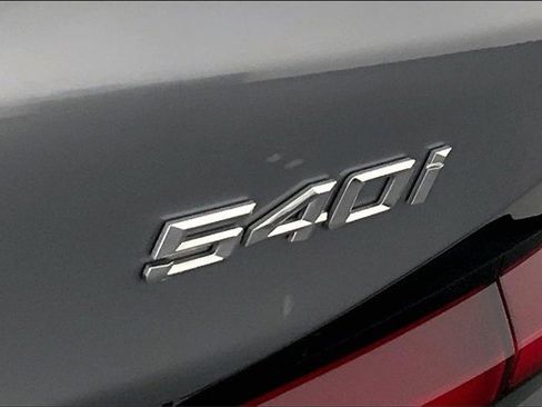 Certified 2023 BMW 540i image 8