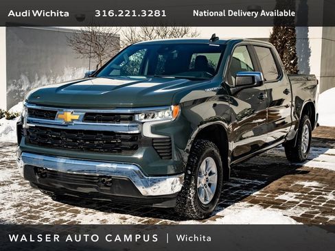 Used 2025 Chevrolet Silverado 1500 LT image 1