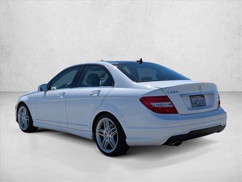 Used 2013 Mercedes-Benz C 250 Sedan image 7