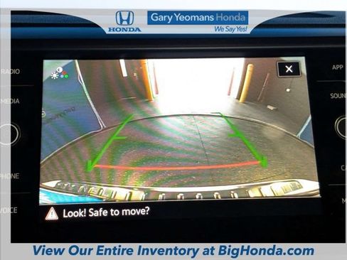 Used 2023 Volkswagen Taos SE FWD image 21