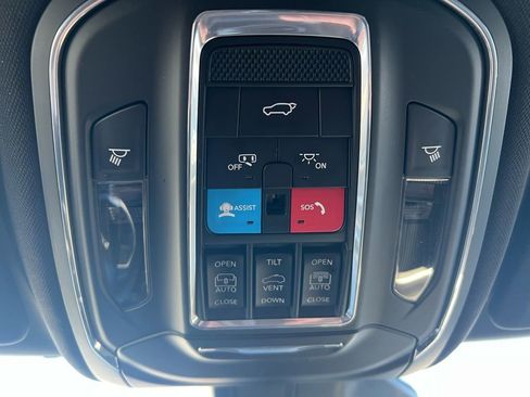 Used 2024 Jeep Grand Cherokee L Limited w/ Black Appearance Package image 26