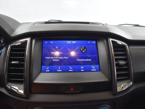 Used 2018 Alfa Romeo Stelvio Ti Sport image 36