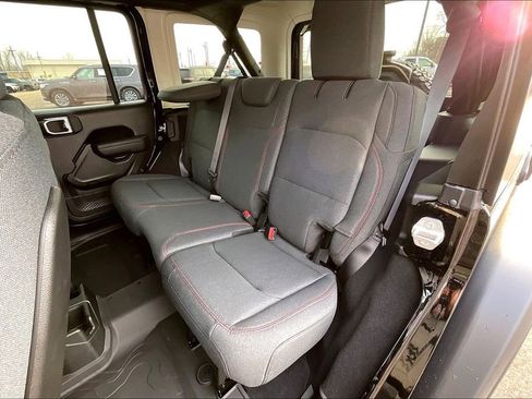 New 2026 Jeep Wrangler Unlimited Rubicon image 10