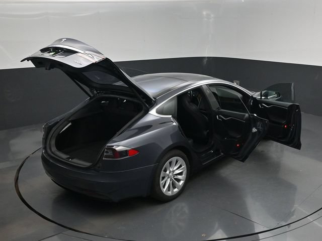 Used 2019 Tesla Model S 100D AWD/4WD image 29