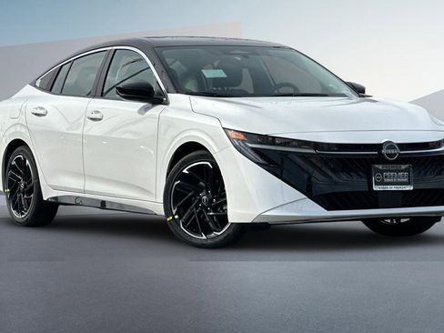 New 2026 Nissan Sentra SR w/ Floor Mat Package image 2