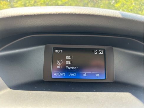 Used 2015 Ford Focus SE w/ Equipment Group 201A FWD image 23