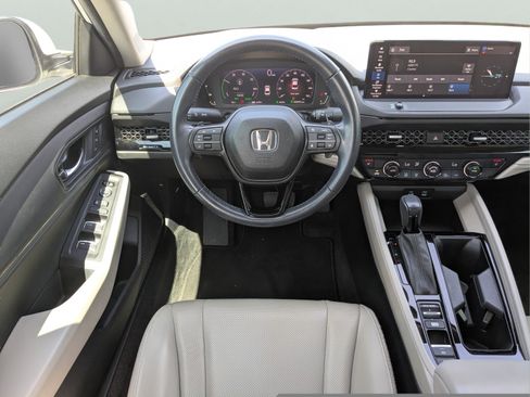 Used 2023 Honda Accord EX-L image 13