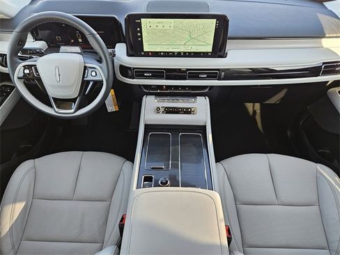 New 2026 Lincoln Aviator Reserve w/ Illumination Package image 24
