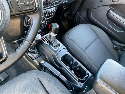 Used 2020 Jeep Wrangler Unlimited Sport S AWD/4WD image 15
