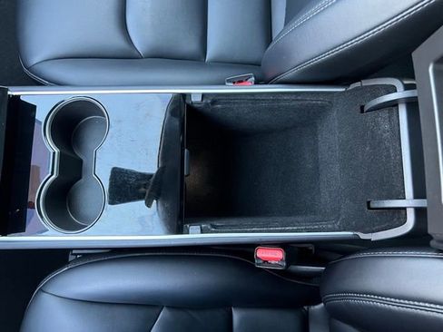 Used 2018 Tesla Model 3 Long Range image 23