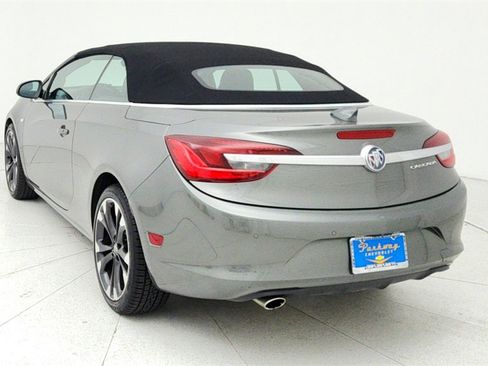 Used 2019 Buick Cascada Premium image 5