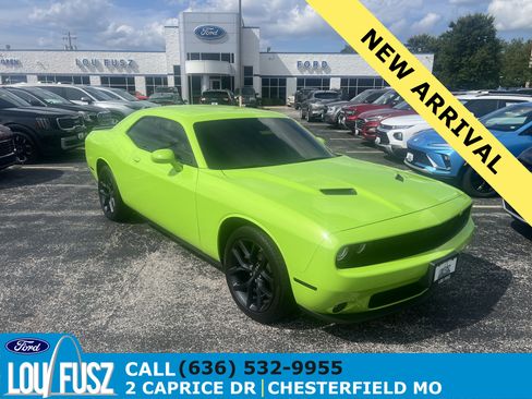 Used 2023 Dodge Challenger SXT w/ Blacktop Package RWD image 1