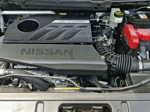 Used 2023 Nissan Rogue Platinum AWD/4WD image 29