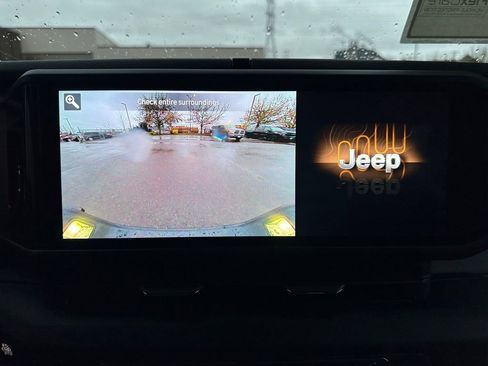 New 2026 Jeep Gladiator Sport AWD/4WD image 23