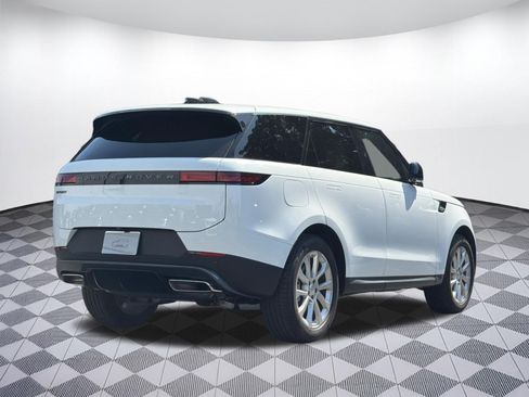 Used 2025 Land Rover Range Rover Sport SE AWD/4WD image 9