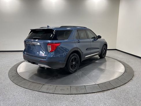 Certified 2020 Ford Explorer XLT w/ Equipment Group 202A AWD/4WD image 7